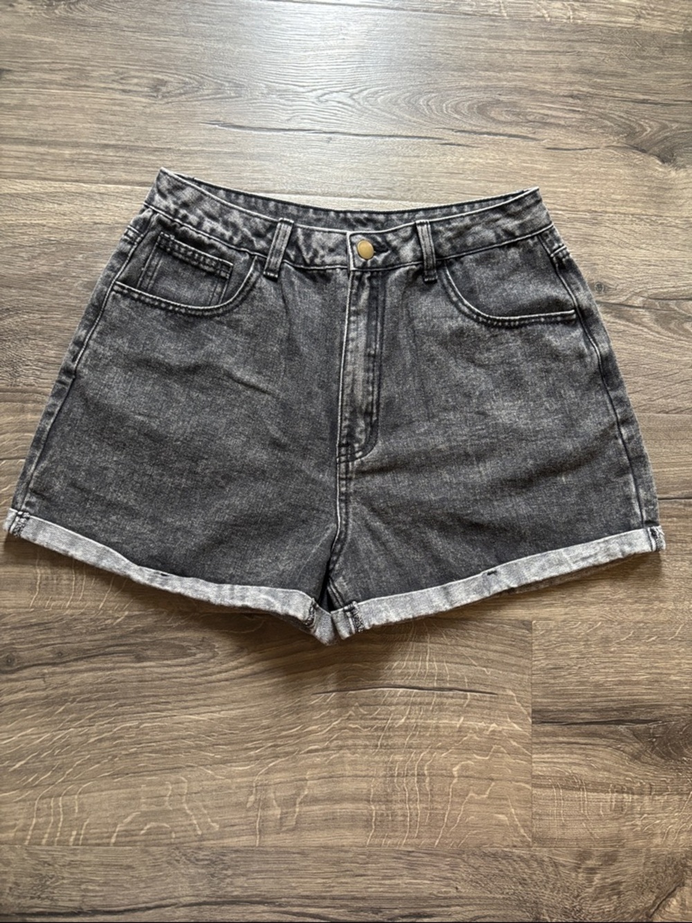 Women's High-Rise Washed Black Denim Shorts - Medium/6